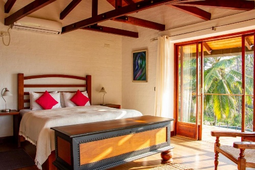 Bougainvillea Retreat image 5